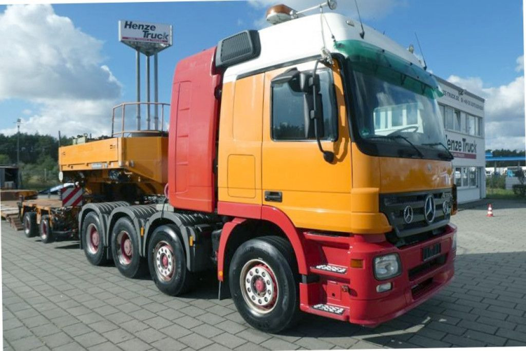 Mercedes-Benz Actros 4160 SLT 8x4/4 SZM TITAN -155to.-!! - Nyergesvontató: 1 kép. Mercedes-Benz Actros 4160 SLT 8x4/4 SZM TITAN -155to.-!! - Nyergesvontató: 1 kép.