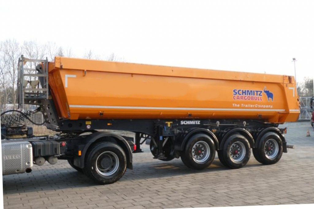 SCHMITZ GOTHA SKI 24 SL 7,2 Kippauflieger - Félpótkocsi billenőplatós: 1 kép. SCHMITZ GOTHA SKI 24 SL 7,2 Kippauflieger - Félpótkocsi billenőplatós: 1 kép.