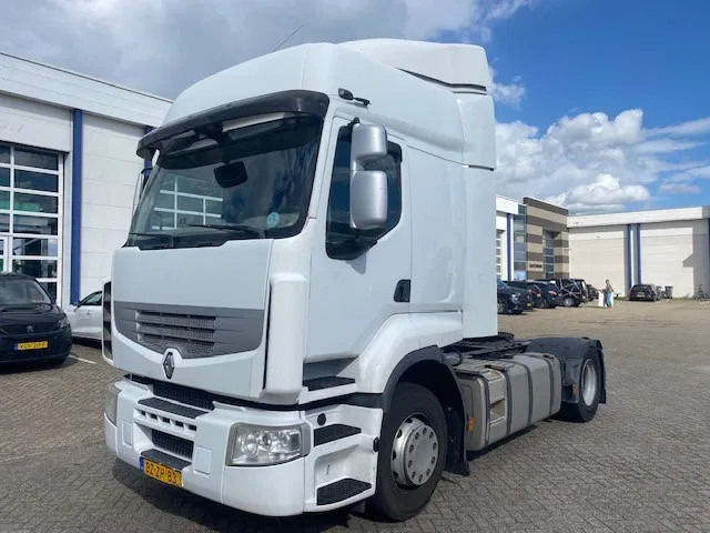 Renault Premium 460DXI euro 5 automaat , ..... - Nyergesvontató: 1 kép. Renault Premium 460DXI euro 5 automaat , ..... - Nyergesvontató: 1 kép.