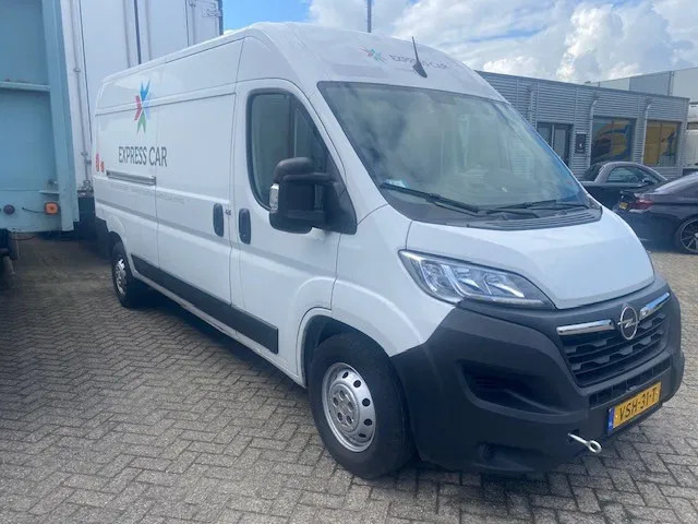 Opel Movano 2.2 diesel lang en hoog met laadklep, motor problemen... - Furgon: 2 kép. Opel Movano 2.2 diesel lang en hoog met laadklep, motor problemen... - Furgon: 2 kép.