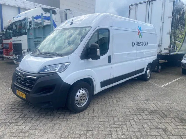 Opel Movano 2.2 diesel lang en hoog met laadklep, motor problemen... - Furgon: 1 kép. Opel Movano 2.2 diesel lang en hoog met laadklep, motor problemen... - Furgon: 1 kép.