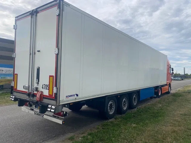 Schmitz Cargobull SCB 53B koelvries met carrier vector 1950MT 2 temp en tussenwand, - Félpótkocsi hűtős: 3 kép. Schmitz Cargobull SCB 53B koelvries met carrier vector 1950MT 2 temp en tussenwand, - Félpótkocsi hűtős: 3 kép.