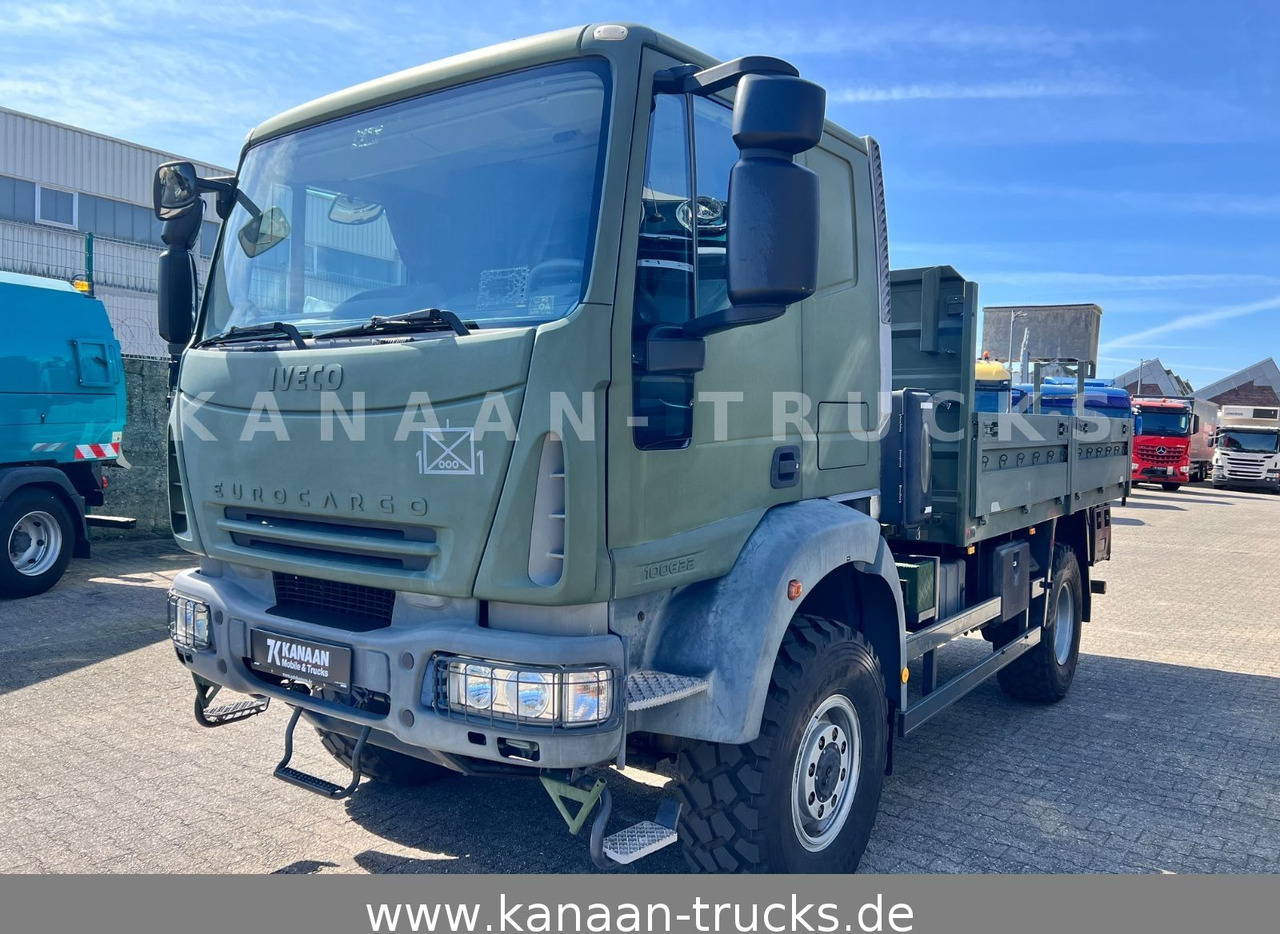 Iveco ML100E22WM-BW 4x4 Camper Exped 19 TKm - Platós teherautó: 4 kép. Iveco ML100E22WM-BW 4x4 Camper Exped 19 TKm - Platós teherautó: 4 kép.