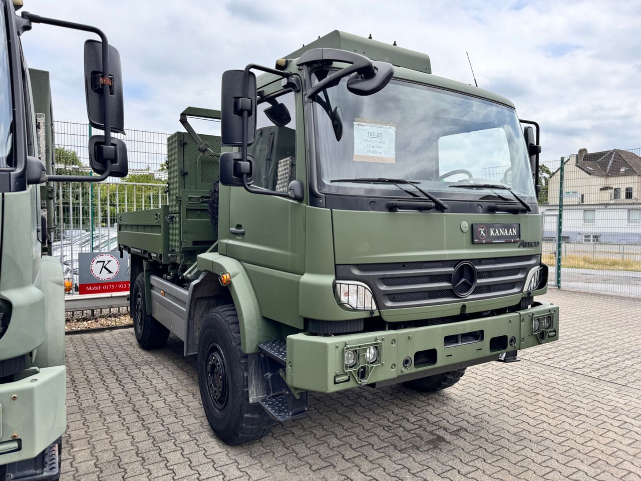Mercedes-Benz 1018 Atego 4x4 Allrad Camper - Platós kisteherautó: 1 kép. Mercedes-Benz 1018 Atego 4x4 Allrad Camper - Platós kisteherautó: 1 kép.