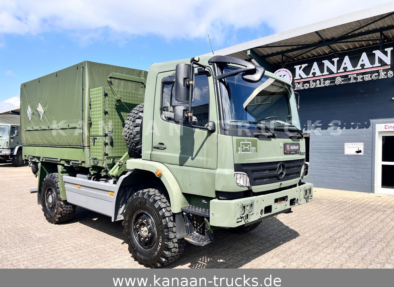 Mercedes-Benz 1018 Atego 4x4 Allrad Miltär Camper Expedition - Cserefelépítményes teherautó: 1 kép. Mercedes-Benz 1018 Atego 4x4 Allrad Miltär Camper Expedition - Cserefelépítményes teherautó: 1 kép.
