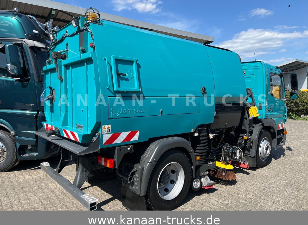 Mercedes-Benz 1324 Atego Johnston VS651 154TKM Euro6c - Utcaseprő gép: 3 kép. Mercedes-Benz 1324 Atego Johnston VS651 154TKM Euro6c - Utcaseprő gép: 3 kép.