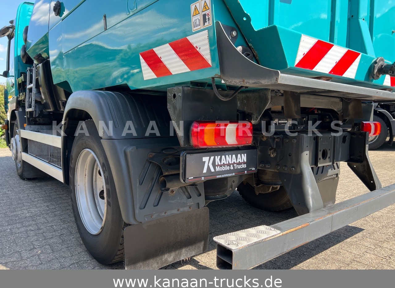 Mercedes-Benz 1324 Atego Johnston VS651 154TKM Euro6c - Utcaseprő gép: 5 kép. Mercedes-Benz 1324 Atego Johnston VS651 154TKM Euro6c - Utcaseprő gép: 5 kép.