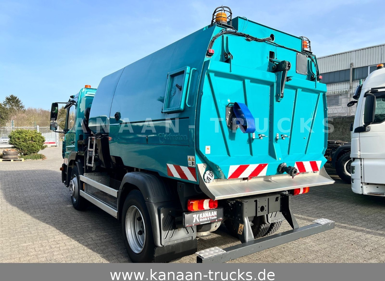 Mercedes-Benz 1324 Atego Johnston VT652 120TKM Euro6b - Utcaseprő gép: 4 kép. Mercedes-Benz 1324 Atego Johnston VT652 120TKM Euro6b - Utcaseprő gép: 4 kép.