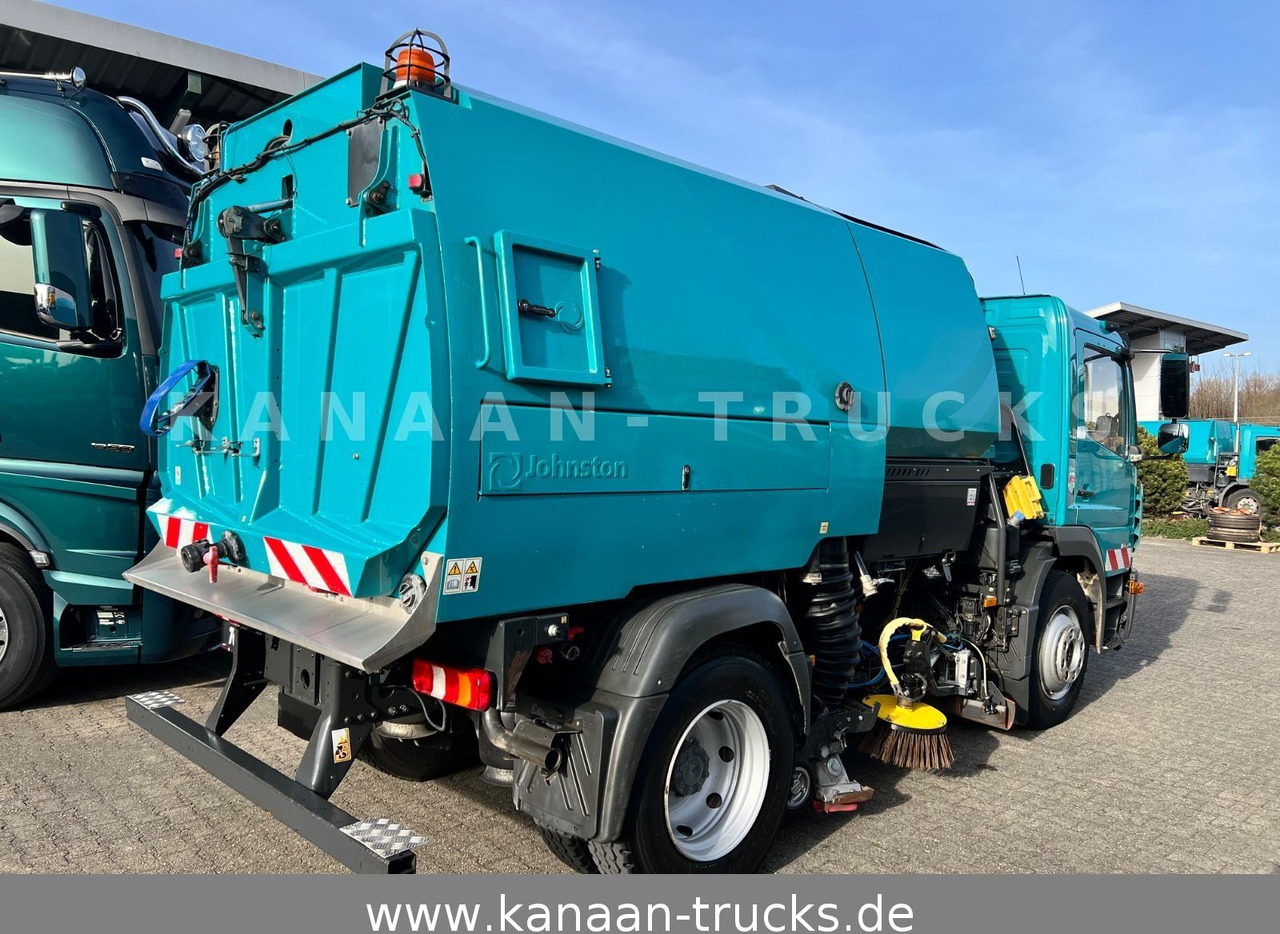 Mercedes-Benz 1324 Atego Johnston VT652 120TKM Euro6b - Utcaseprő gép: 5 kép. Mercedes-Benz 1324 Atego Johnston VT652 120TKM Euro6b - Utcaseprő gép: 5 kép.
