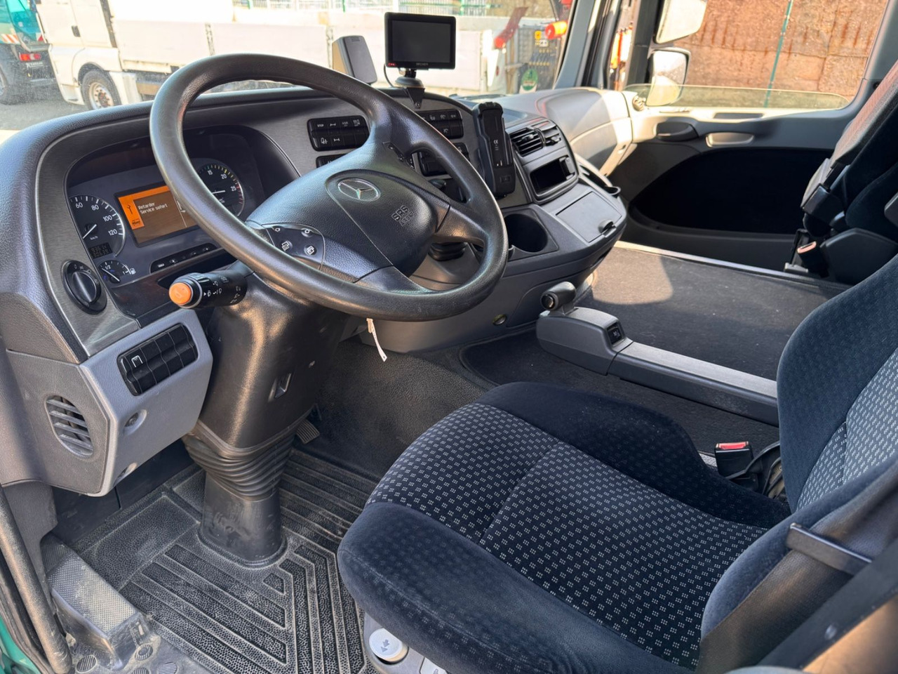 Mercedes-Benz 1844 Actros MP3 3-SeitenKipper Getreide Pritsche lízing Mercedes-Benz 1844 Actros MP3 3-SeitenKipper Getreide Pritsche: 16 kép.