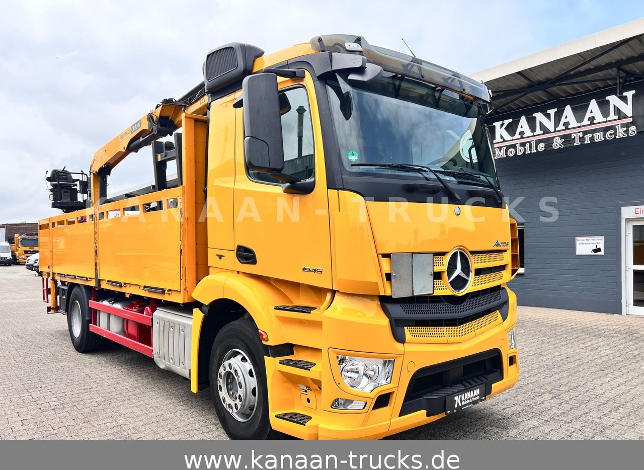 Mercedes-Benz 1845 Antos 4x2 Baustoffkran Palfinger 21001L - Darus autó: 1 kép. Mercedes-Benz 1845 Antos 4x2 Baustoffkran Palfinger 21001L - Darus autó: 1 kép.