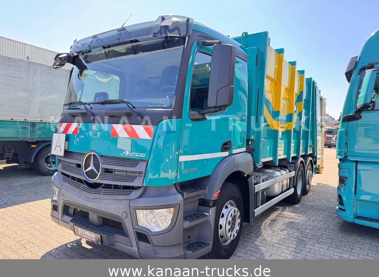 Mercedes-Benz 2533 Antos Müllwagen Zöller ATM bei 90Tkm - Szemetesautó: 2 kép. Mercedes-Benz 2533 Antos Müllwagen Zöller ATM bei 90Tkm - Szemetesautó: 2 kép.
