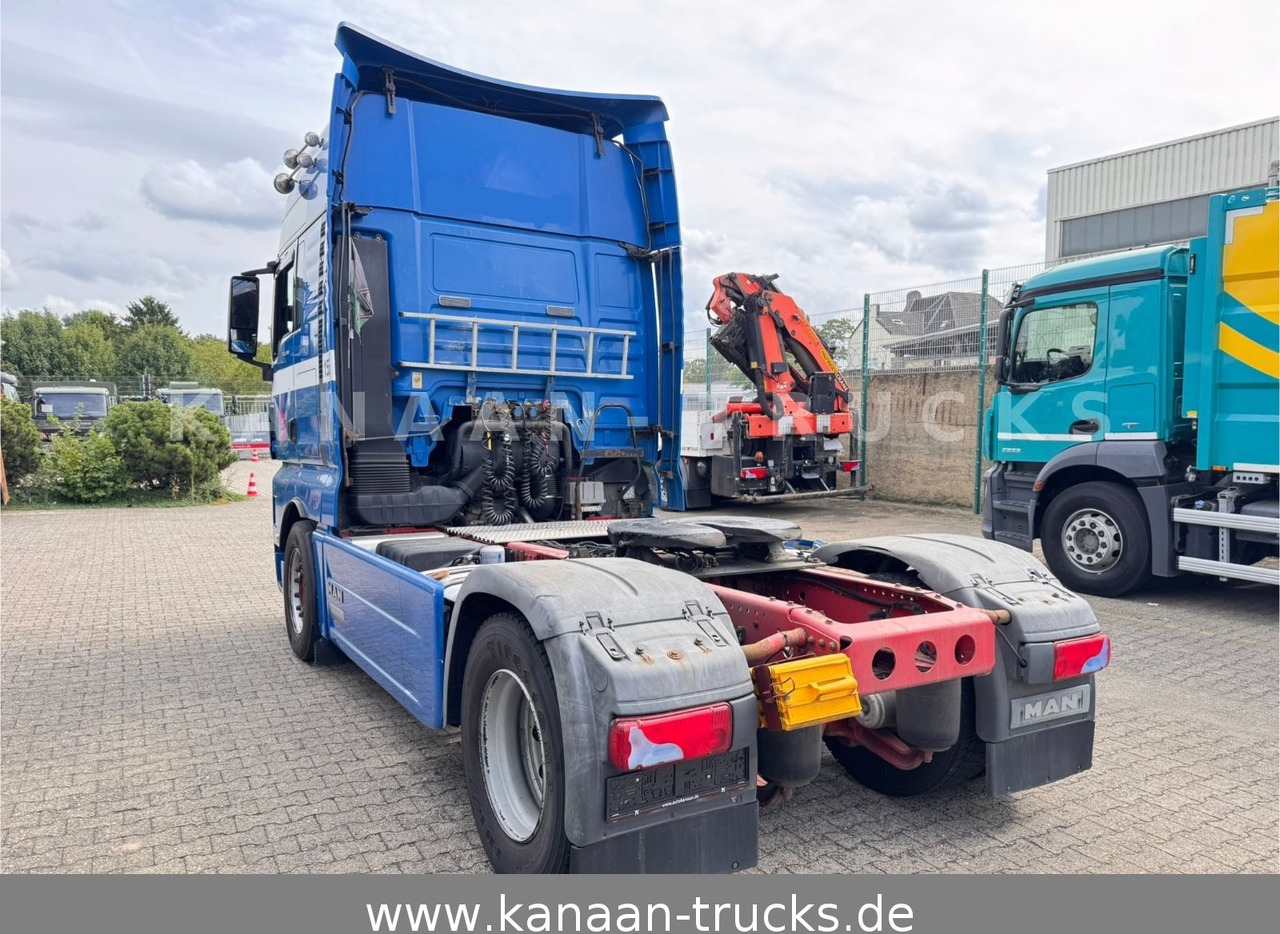 MAN 18.480 XXL EURO 5 - Nyergesvontató: 3 kép. MAN 18.480 XXL EURO 5 - Nyergesvontató: 3 kép.