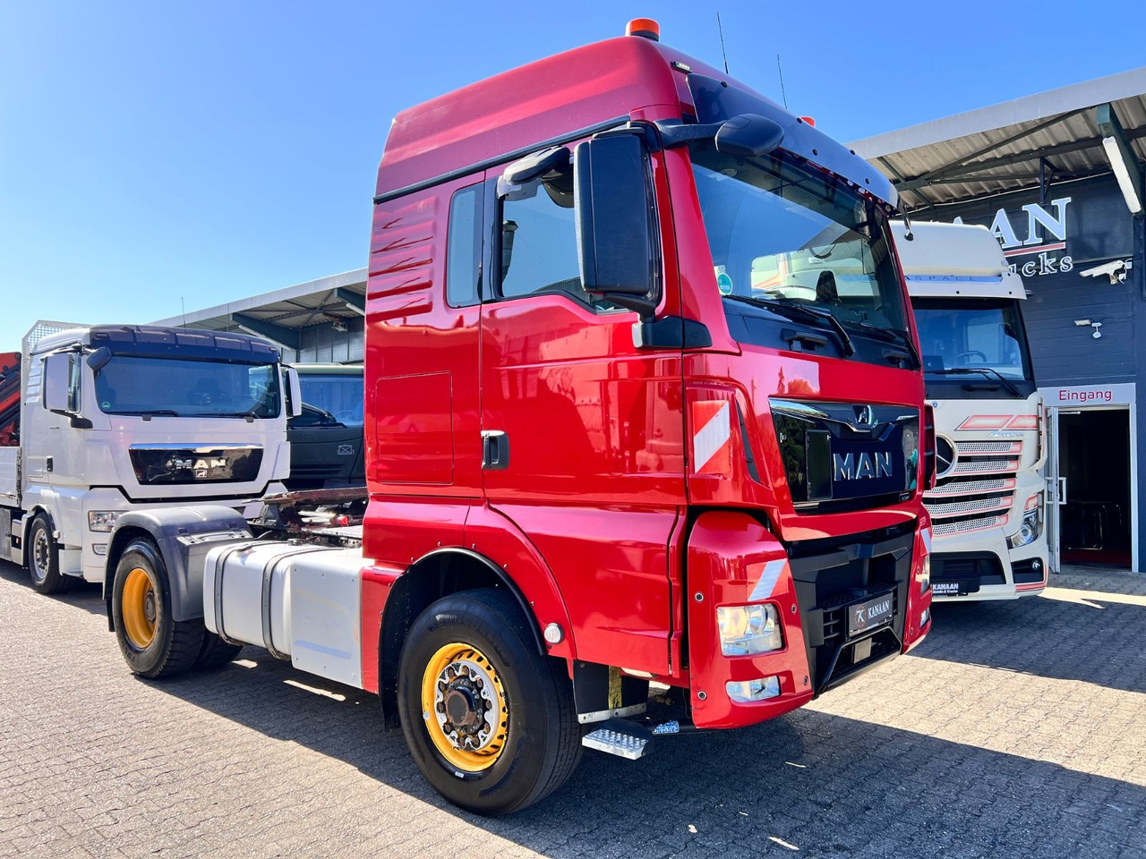 MAN TGX 18.510 XLX 4x4H BLS - HydroDrive TOP TÜV NEU - Nyergesvontató: 1 kép. MAN TGX 18.510 XLX 4x4H BLS - HydroDrive TOP TÜV NEU - Nyergesvontató: 1 kép.