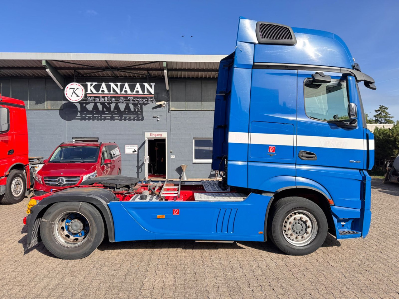 Mercedes-Benz 1848 LL Actros GIGA Hydra Walkingfloor/ Kipper - Nyergesvontató: 5 kép. Mercedes-Benz 1848 LL Actros GIGA Hydra Walkingfloor/ Kipper - Nyergesvontató: 5 kép.