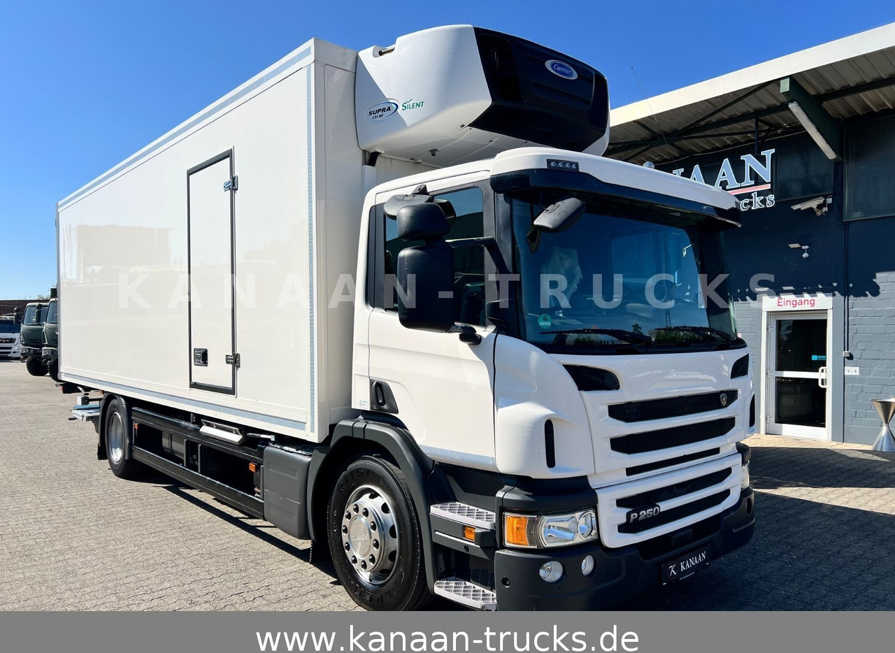 Scania P250 Kühlkoffer Carrier Supra1150 Silent LBW E6 - Hűtős teherautó: 1 kép. Scania P250 Kühlkoffer Carrier Supra1150 Silent LBW E6 - Hűtős teherautó: 1 kép.