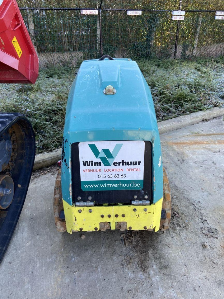 Ammann Rammax 1575 (1324) - Talajtömörítő: 3 kép. Ammann Rammax 1575 (1324) - Talajtömörítő: 3 kép.