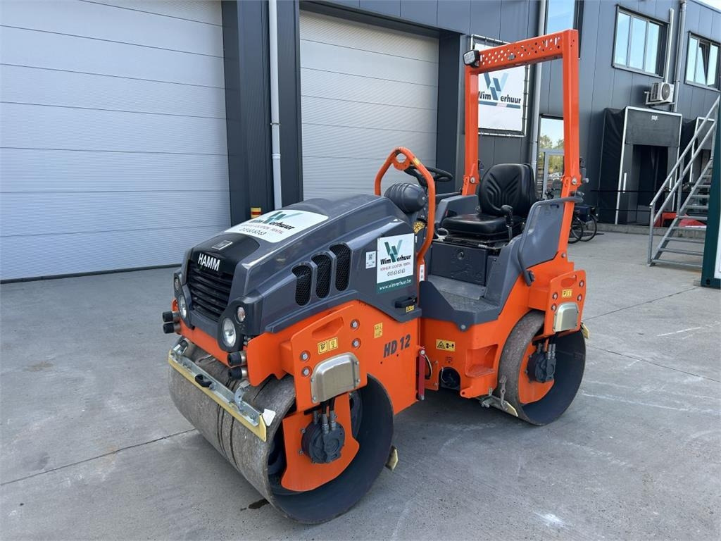 Hamm HD12VV (9036) - Talajtömörítő: 4 kép. Hamm HD12VV (9036) - Talajtömörítő: 4 kép.
