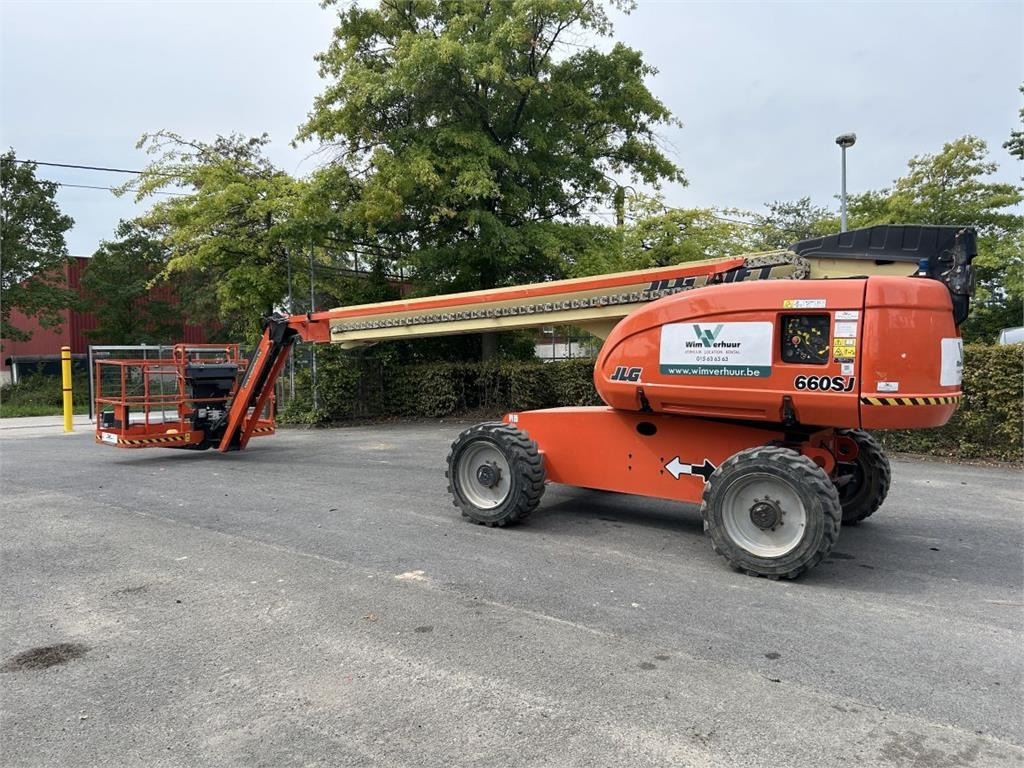 JLG 660SJ (10886) - Teleszkópos emelő: 3 kép. JLG 660SJ (10886) - Teleszkópos emelő: 3 kép.