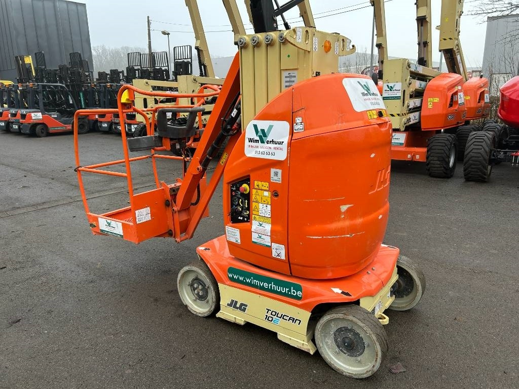 JLG Toucan 10 E - Személyemelő: 4 kép. JLG Toucan 10 E - Személyemelő: 4 kép.