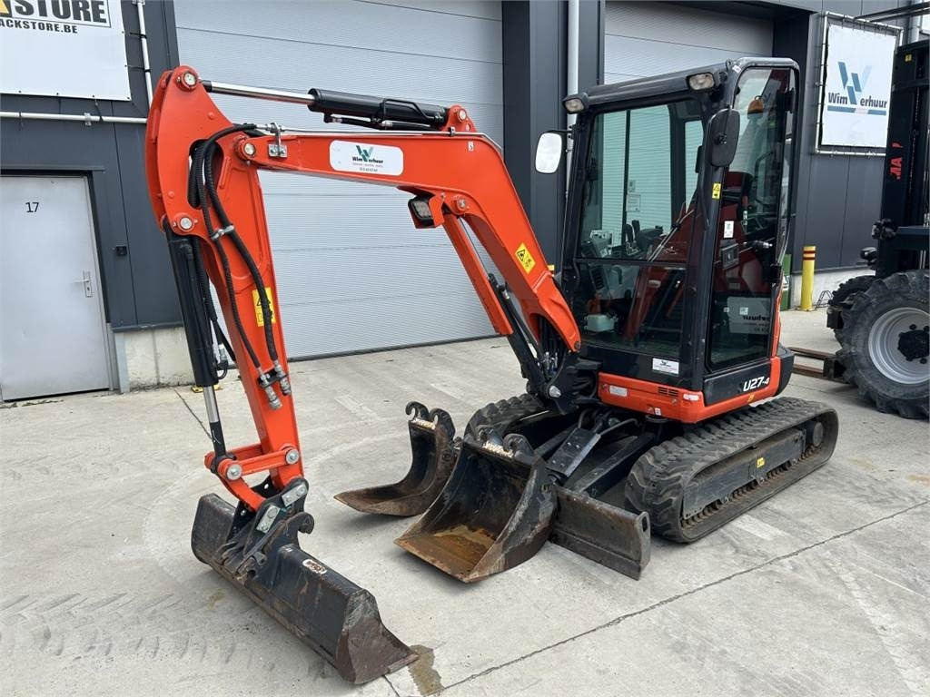 Kubota U27-4 (9691) - Minikotró: 2 kép. Kubota U27-4 (9691) - Minikotró: 2 kép.