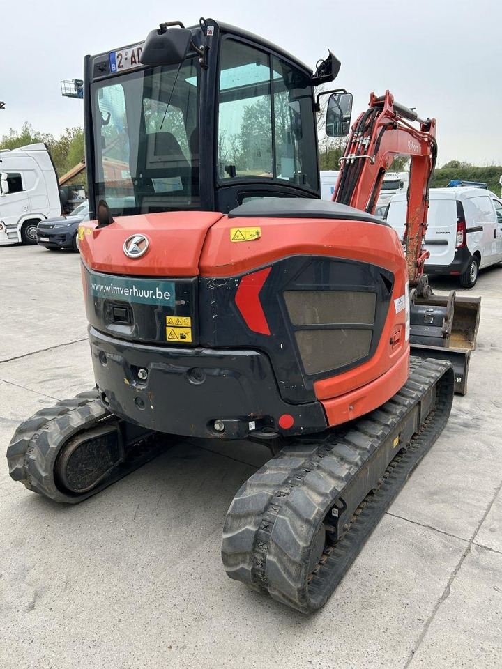 Kubota U50-5 (5024) - Minikotró: 5 kép. Kubota U50-5 (5024) - Minikotró: 5 kép.