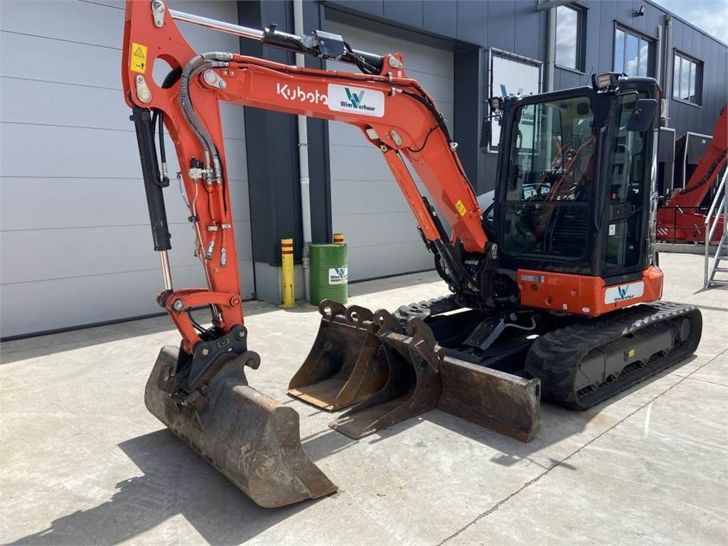 Kubota U50-5 (6969) - Minikotró: 4 kép. Kubota U50-5 (6969) - Minikotró: 4 kép.