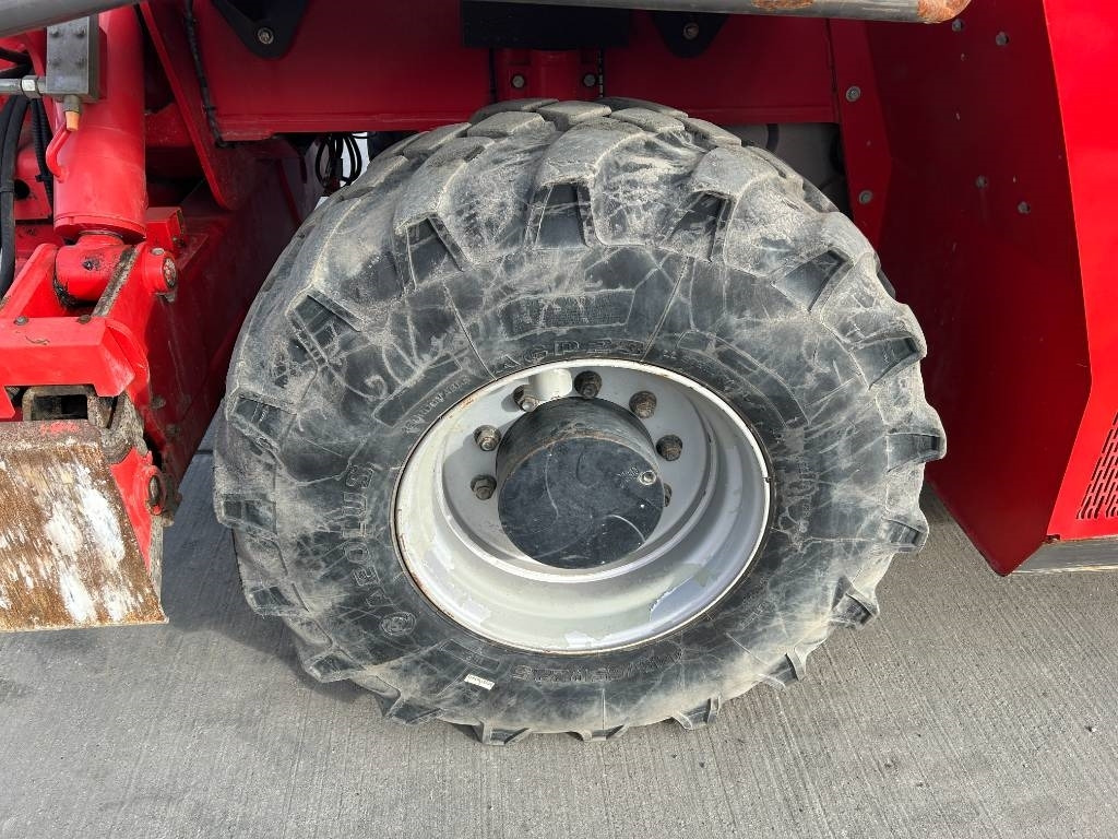 Manitou MRT 2540 Plus Privilege - Teleszkópos rakodó: 5 kép. Manitou MRT 2540 Plus Privilege - Teleszkópos rakodó: 5 kép.