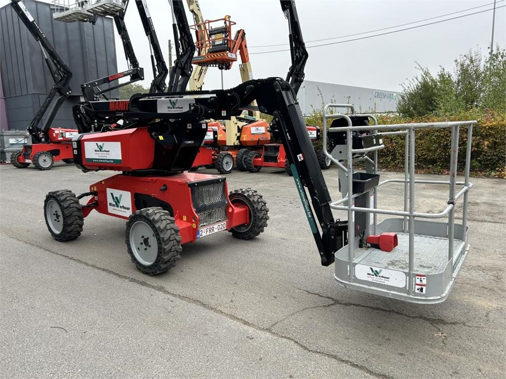 Manitou Man'go 12 (10401) - Személyemelő: 2 kép. Manitou Man'go 12 (10401) - Személyemelő: 2 kép.