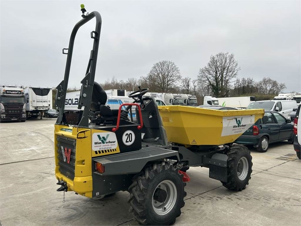 Wacker Neuson DW30 (8303) - Csuklós dömper: 3 kép. Wacker Neuson DW30 (8303) - Csuklós dömper: 3 kép.