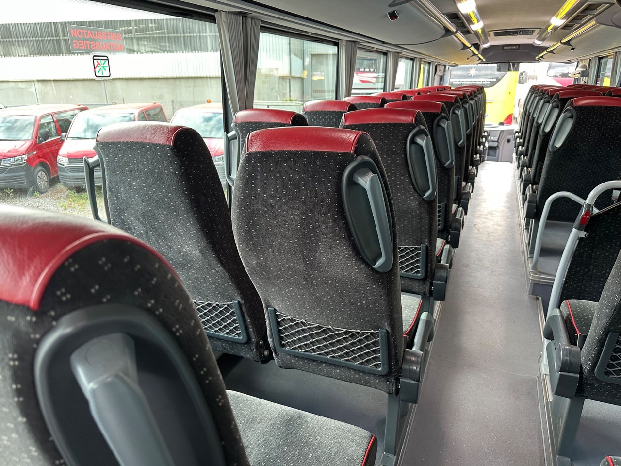 Minibusz, Kisbusz Iveco EVADYS H (55 Sitze*Schalt*176 tKm): 21 kép.