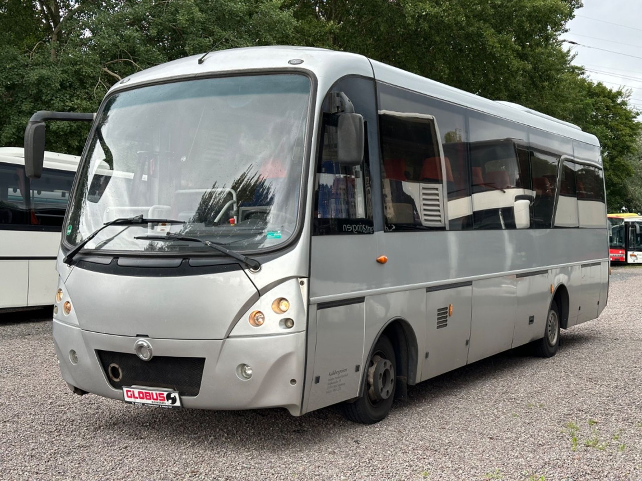 Iveco Kapena Tema 100 (32*Sitze*DE*TOP*Schalt) O510 Iveco Kapena Tema 100 , O 510, 818, Rapido - Minibusz, Kisbusz: 1 kép. Iveco Kapena Tema 100 (32*Sitze*DE*TOP*Schalt) O510 Iveco Kapena Tema 100 , O 510, 818, Rapido - Minibusz, Kisbusz: 1 kép.