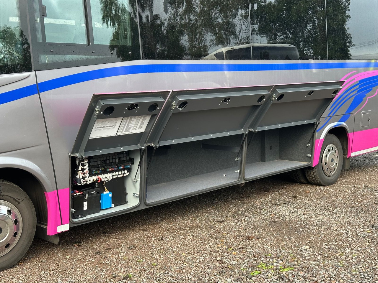 Iveco RAPIDO 70c21 (Garantie 06.2027*Motor neu 09.25) - Minibusz, Kisbusz: 5 kép. Iveco RAPIDO 70c21 (Garantie 06.2027*Motor neu 09.25) - Minibusz, Kisbusz: 5 kép.