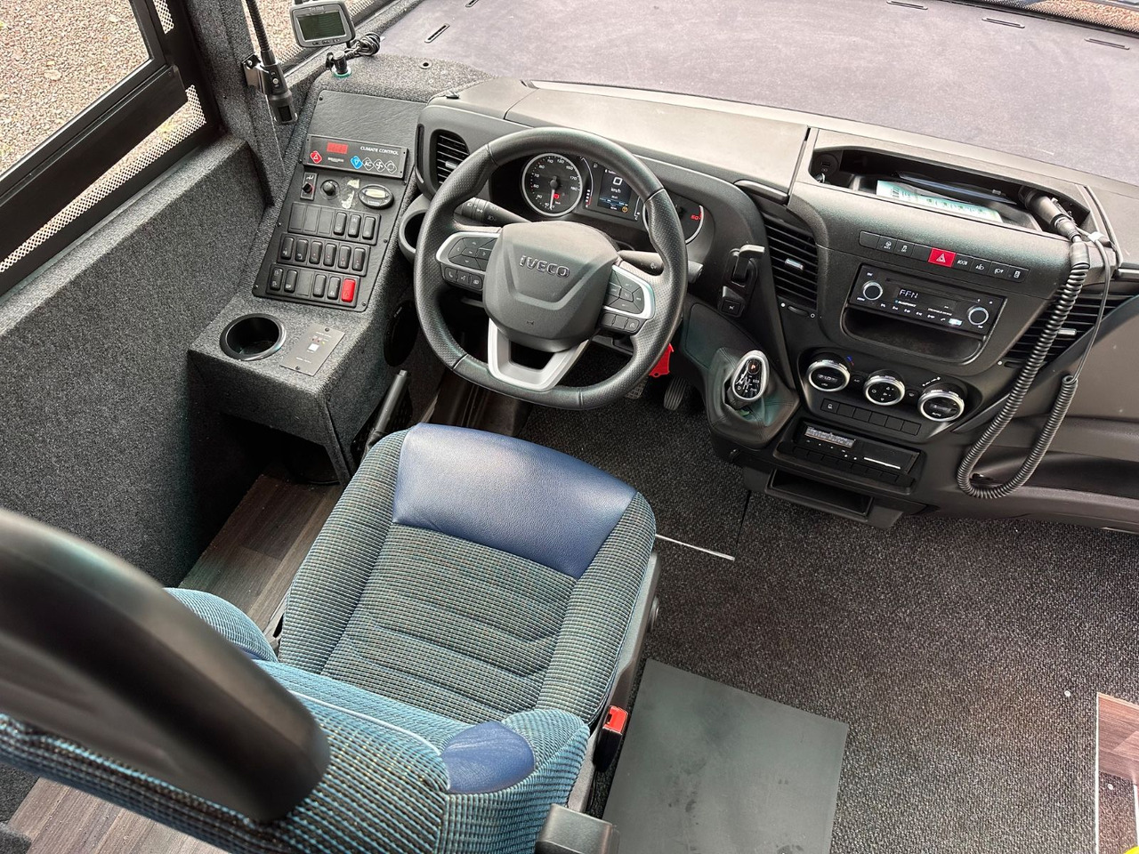Iveco RAPIDO 70c21 (Garantie 06.2027*Motor neu 09.25) - Minibusz, Kisbusz: 5 kép. Iveco RAPIDO 70c21 (Garantie 06.2027*Motor neu 09.25) - Minibusz, Kisbusz: 5 kép.
