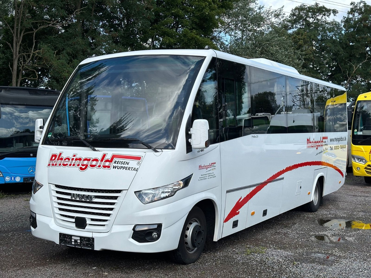 Iveco Rapido 70C18 (wenig Km*7.2t*33 Sitze) Rosero - Minibusz, Kisbusz: 5 kép. Iveco Rapido 70C18 (wenig Km*7.2t*33 Sitze) Rosero - Minibusz, Kisbusz: 5 kép.