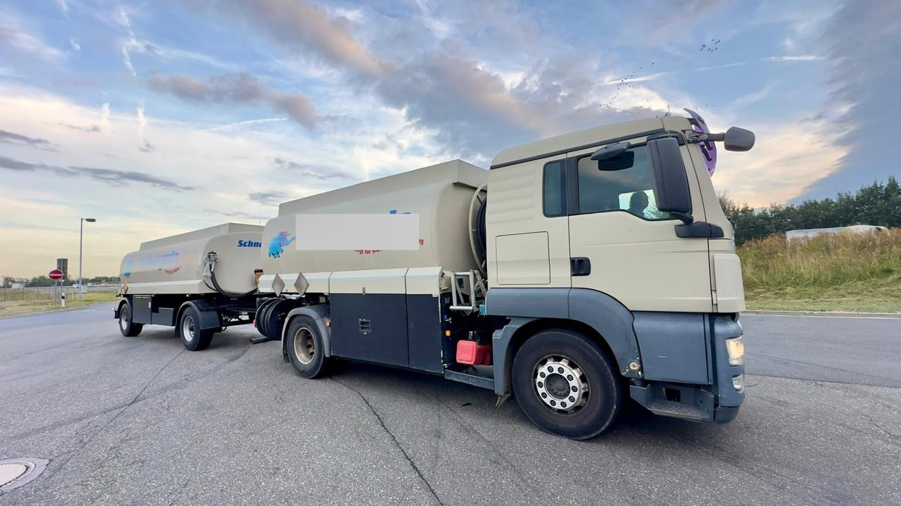 MAN TGS 18.440 4X2 BL A3 (Oben+Untenbefüllung) - Tartályos teherautó: 3 kép. MAN TGS 18.440 4X2 BL A3 (Oben+Untenbefüllung) - Tartályos teherautó: 3 kép.