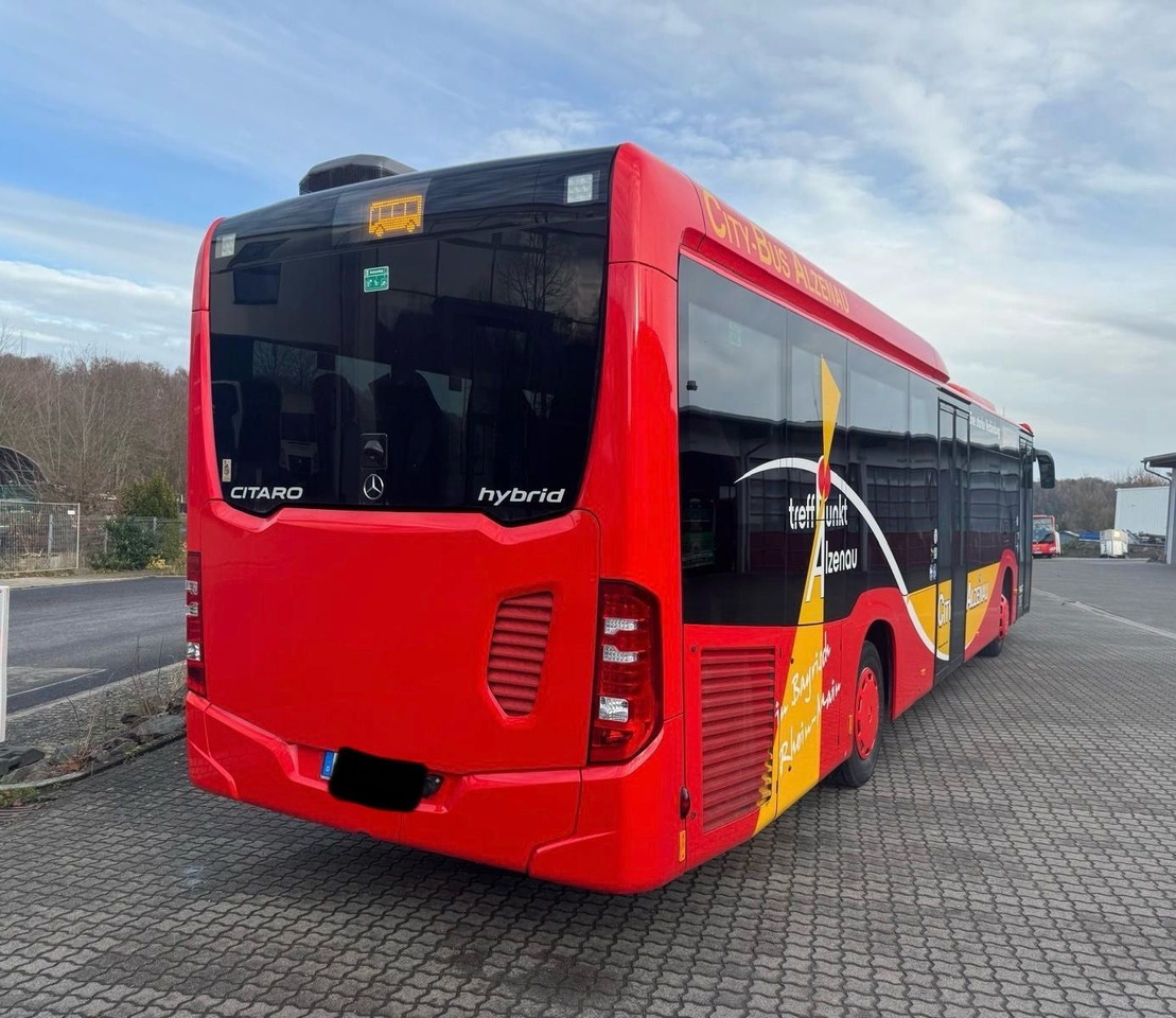 Mercedes-Benz O 530 C2 Citaro LE 260KW*Klimaanlage*Hybrid - Városi busz: 2 kép. Mercedes-Benz O 530 C2 Citaro LE 260KW*Klimaanlage*Hybrid - Városi busz: 2 kép.