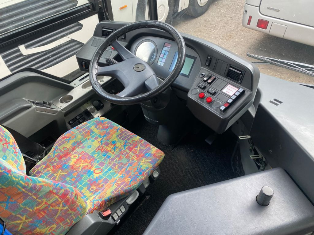 Mercedes-Benz O 530 Citaro LE (Euro 5) Mercedes-Benz O 530 Citaro LE (Euro 5) - Városi busz: 4 kép. Mercedes-Benz O 530 Citaro LE (Euro 5) Mercedes-Benz O 530 Citaro LE (Euro 5) - Városi busz: 4 kép.