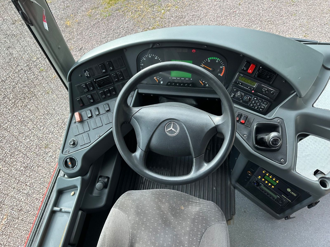 Helyközi busz Mercedes-Benz O550 Integro (56 Sitze*Klima*Schalt): 15 kép.