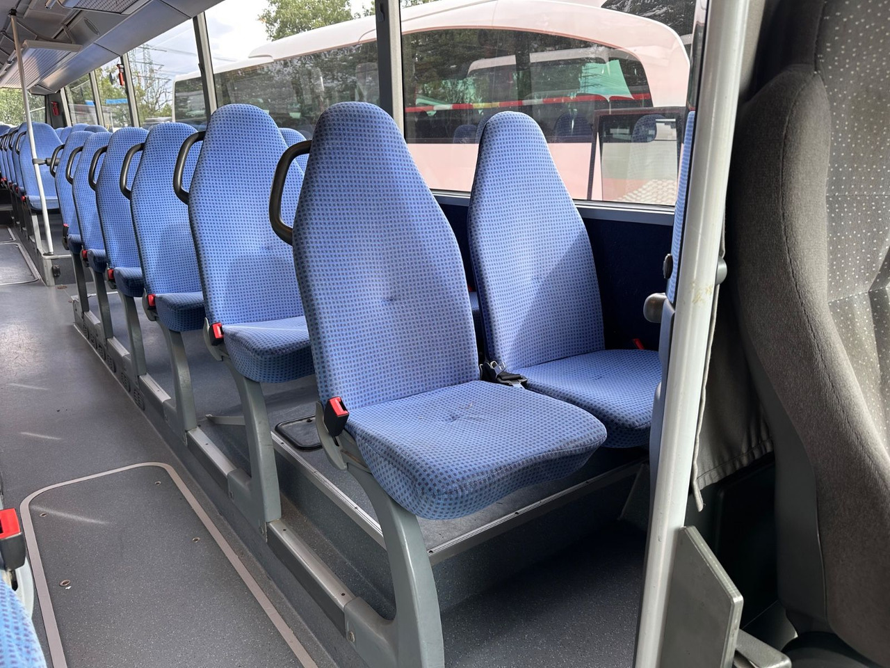 Helyközi busz Mercedes-Benz O550 Integro (56 Sitze*Klima*Schalt): 6 kép.