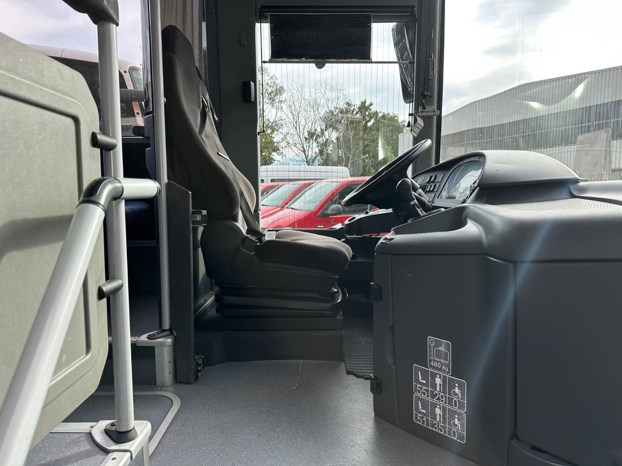 Helyközi busz Mercedes-Benz O550 Integro (56 Sitze*Klima*Schalt): 14 kép.