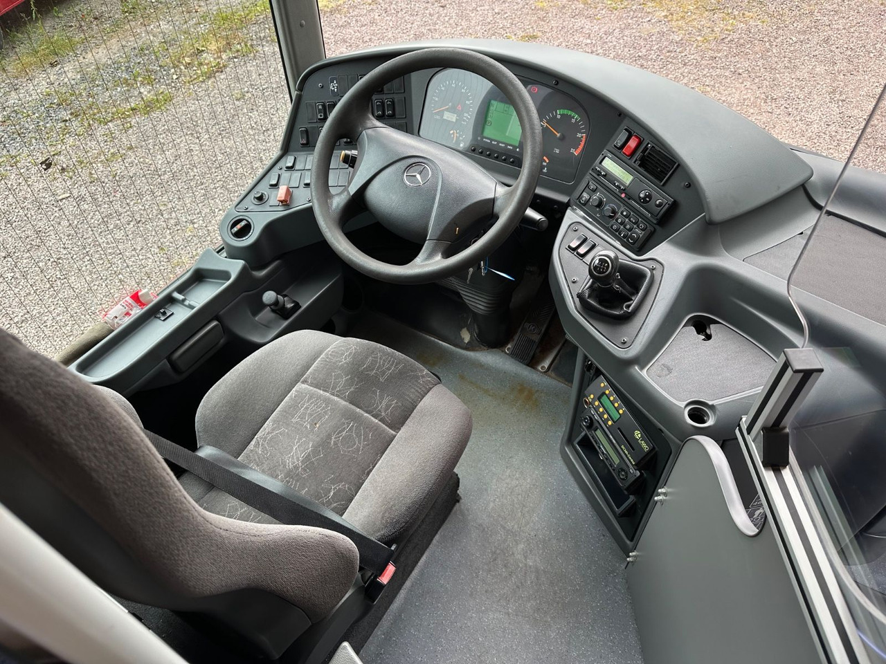 Mercedes-Benz O550 Integro (56 Sitze*Klima*Schalt) - Helyközi busz: 5 kép. Mercedes-Benz O550 Integro (56 Sitze*Klima*Schalt) - Helyközi busz: 5 kép.
