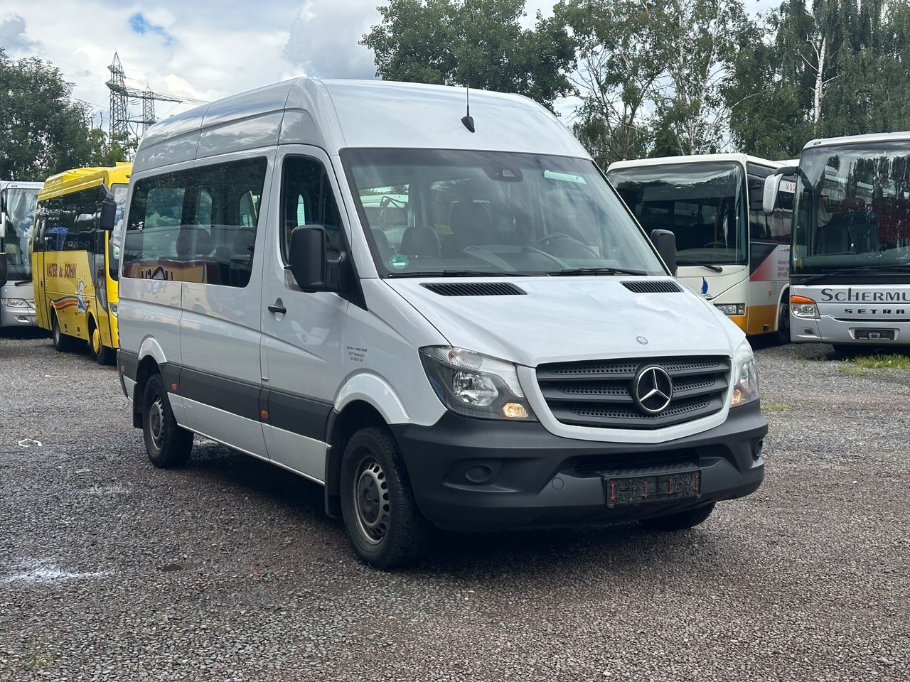 Mercedes-Benz Sprinter 313 CDi (DE*Klima*3,2t) - Minibusz, Kisbusz: 1 kép. Mercedes-Benz Sprinter 313 CDi (DE*Klima*3,2t) - Minibusz, Kisbusz: 1 kép.