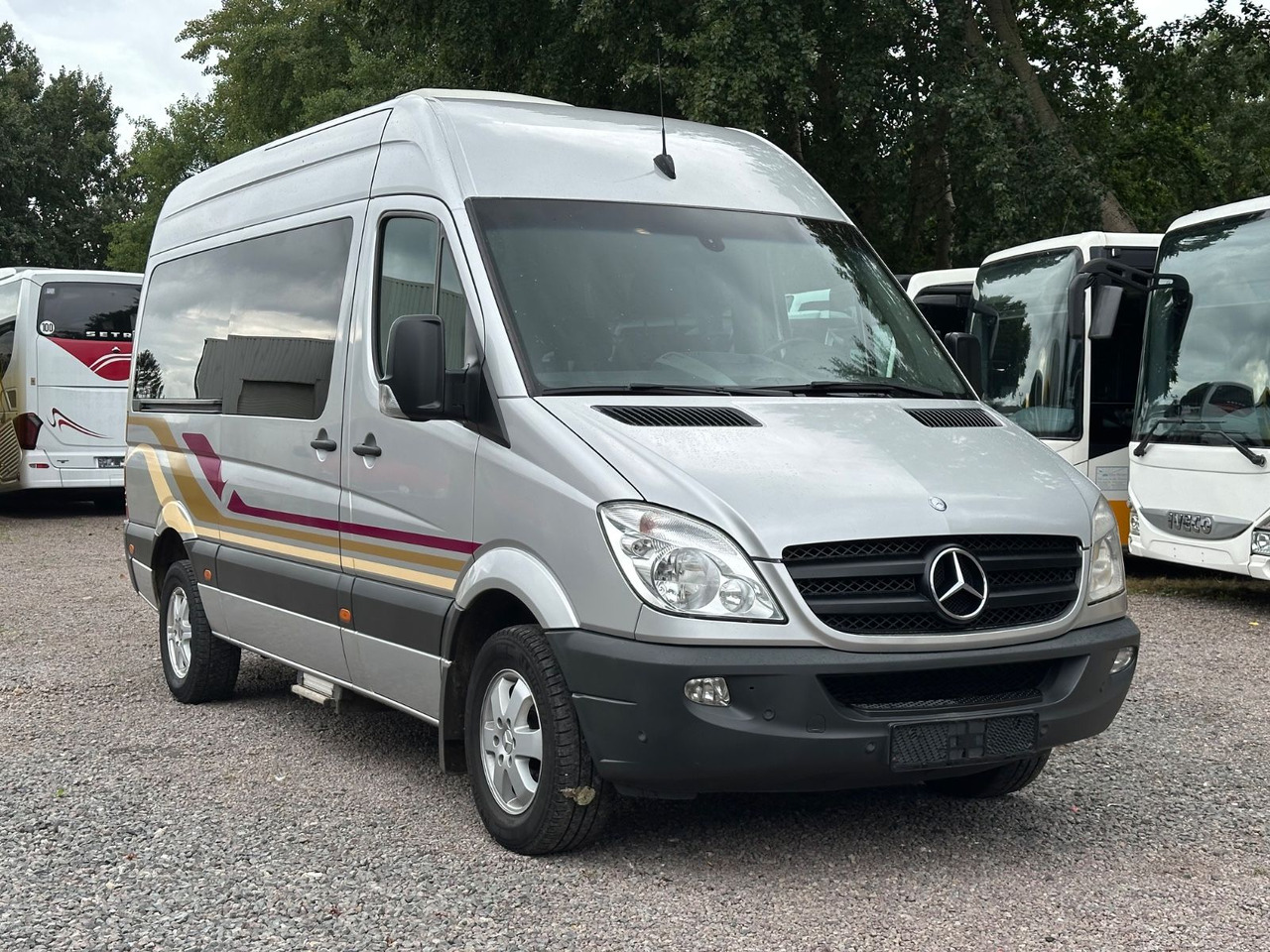 Mercedes-Benz Sprinter 316 CDi (DE*Klima*3,5t) - Minibusz, Kisbusz: 1 kép. Mercedes-Benz Sprinter 316 CDi (DE*Klima*3,5t) - Minibusz, Kisbusz: 1 kép.