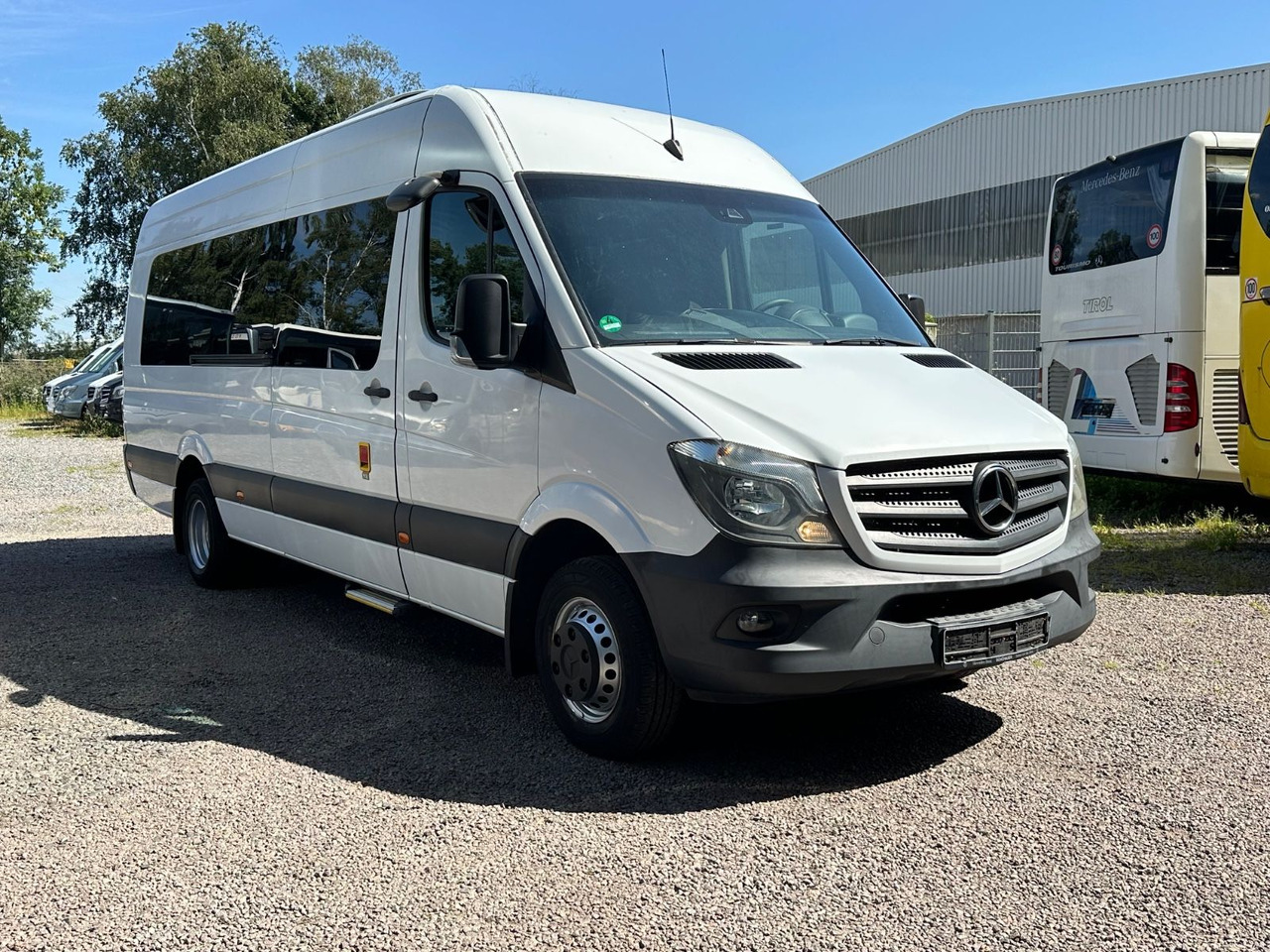 Mercedes-Benz Sprinter 516 CDi 45LL (DE*Klima*23 Sitze) - Minibusz, Kisbusz: 1 kép. Mercedes-Benz Sprinter 516 CDi 45LL (DE*Klima*23 Sitze) - Minibusz, Kisbusz: 1 kép.