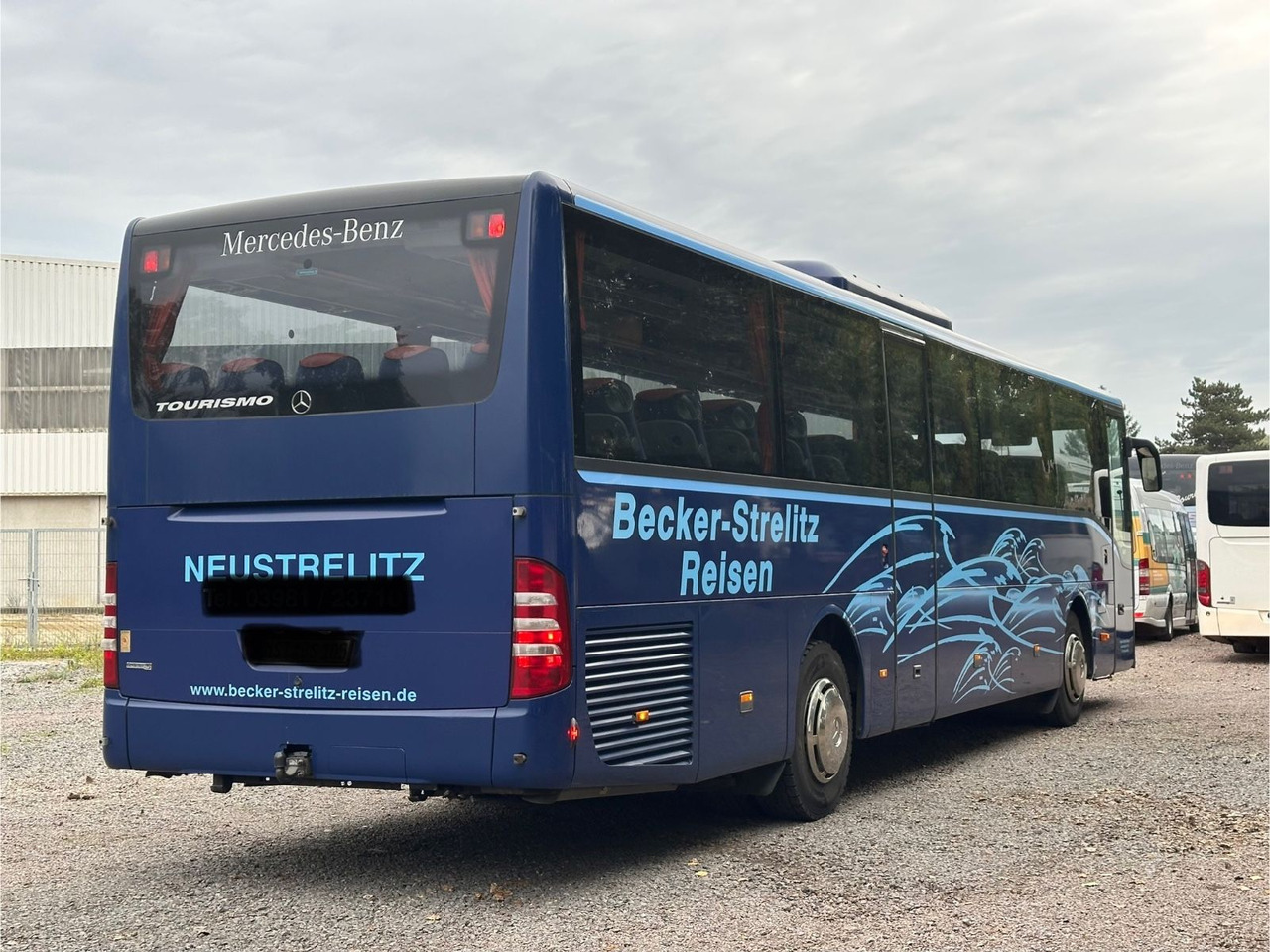 Mercedes-Benz Tourismo O350 RH (Euro 5*DE*56 Sitze) - Helyközi busz: 3 kép. Mercedes-Benz Tourismo O350 RH (Euro 5*DE*56 Sitze) - Helyközi busz: 3 kép.