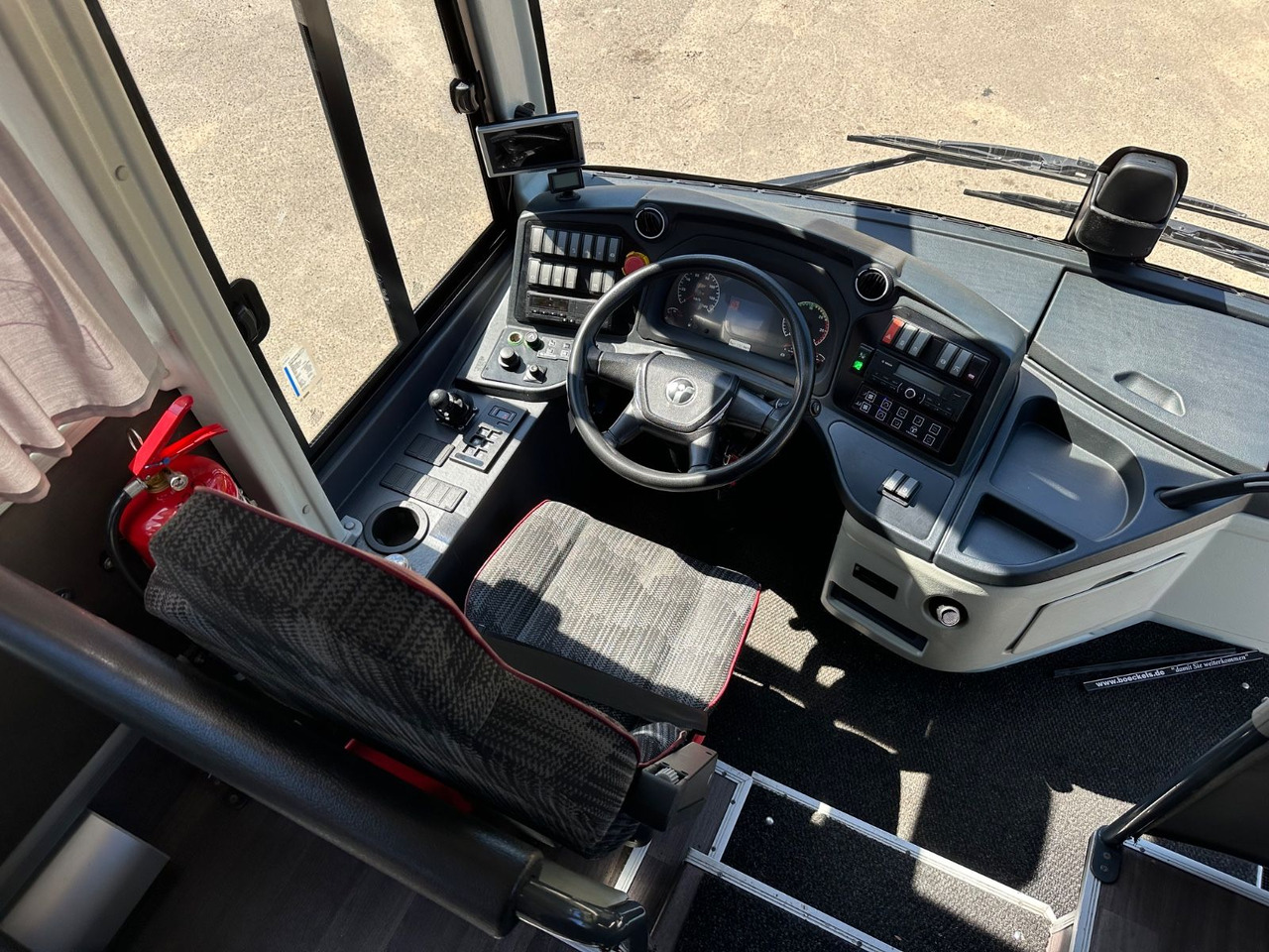 Temsa MD7 plus (wenig Km*34 Sitze*DE) MD9 - Minibusz, Kisbusz: 5 kép. Temsa MD7 plus (wenig Km*34 Sitze*DE) MD9 - Minibusz, Kisbusz: 5 kép.